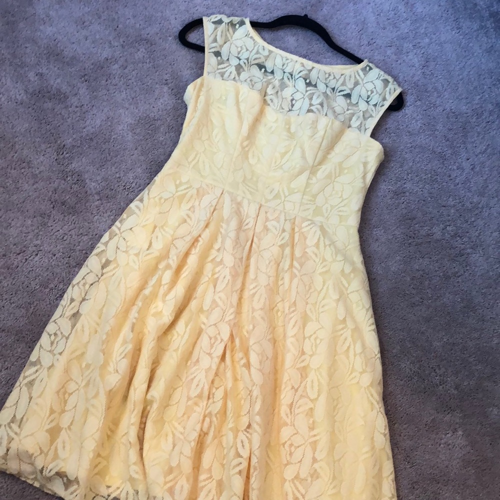 Lace dress